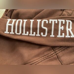 Hollister women’s brown zip up!
